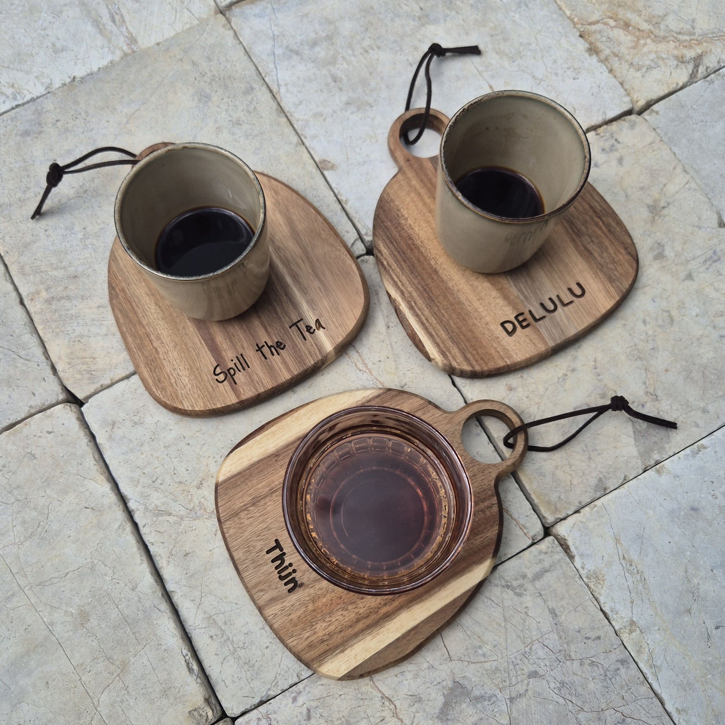 Acacia Koffieplankje "Spill the tea"