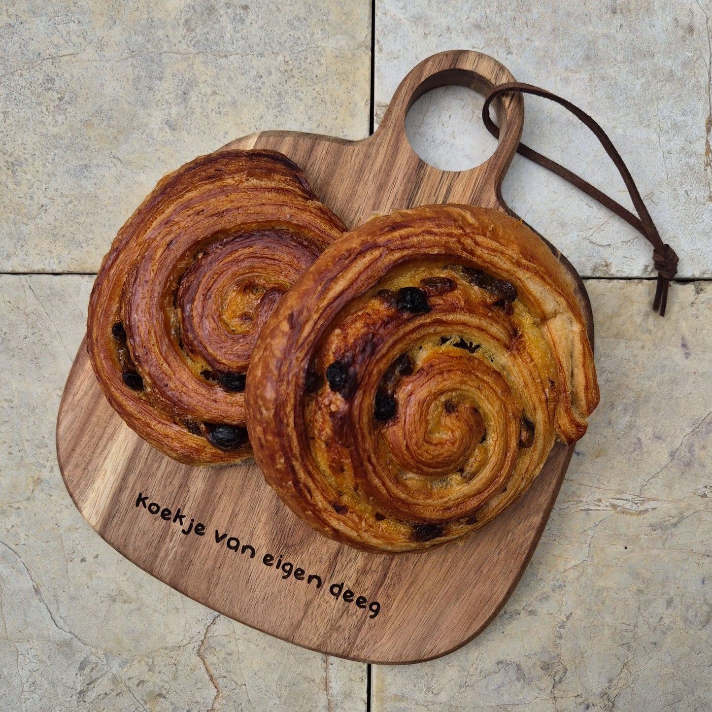 Gepersonaliseerd Acacia Koffie- & Borrelplankje groot (vanaf 25 stuks)