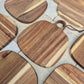 Gepersonaliseerd Acacia Koffie- & Borrelplankje groot (vanaf 25 stuks)
